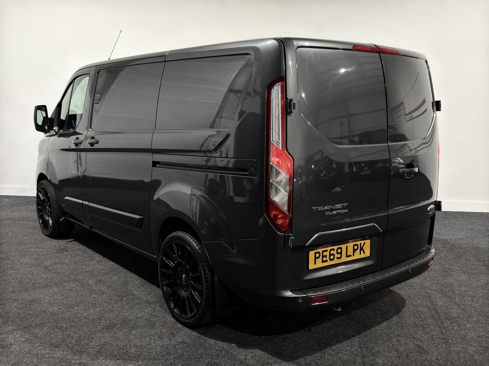 Ford Transit Custom 2.0 280 EcoBlue Trend Panel Van 5dr Diesel Manual L1 H1 Euro 6 (130 ps)