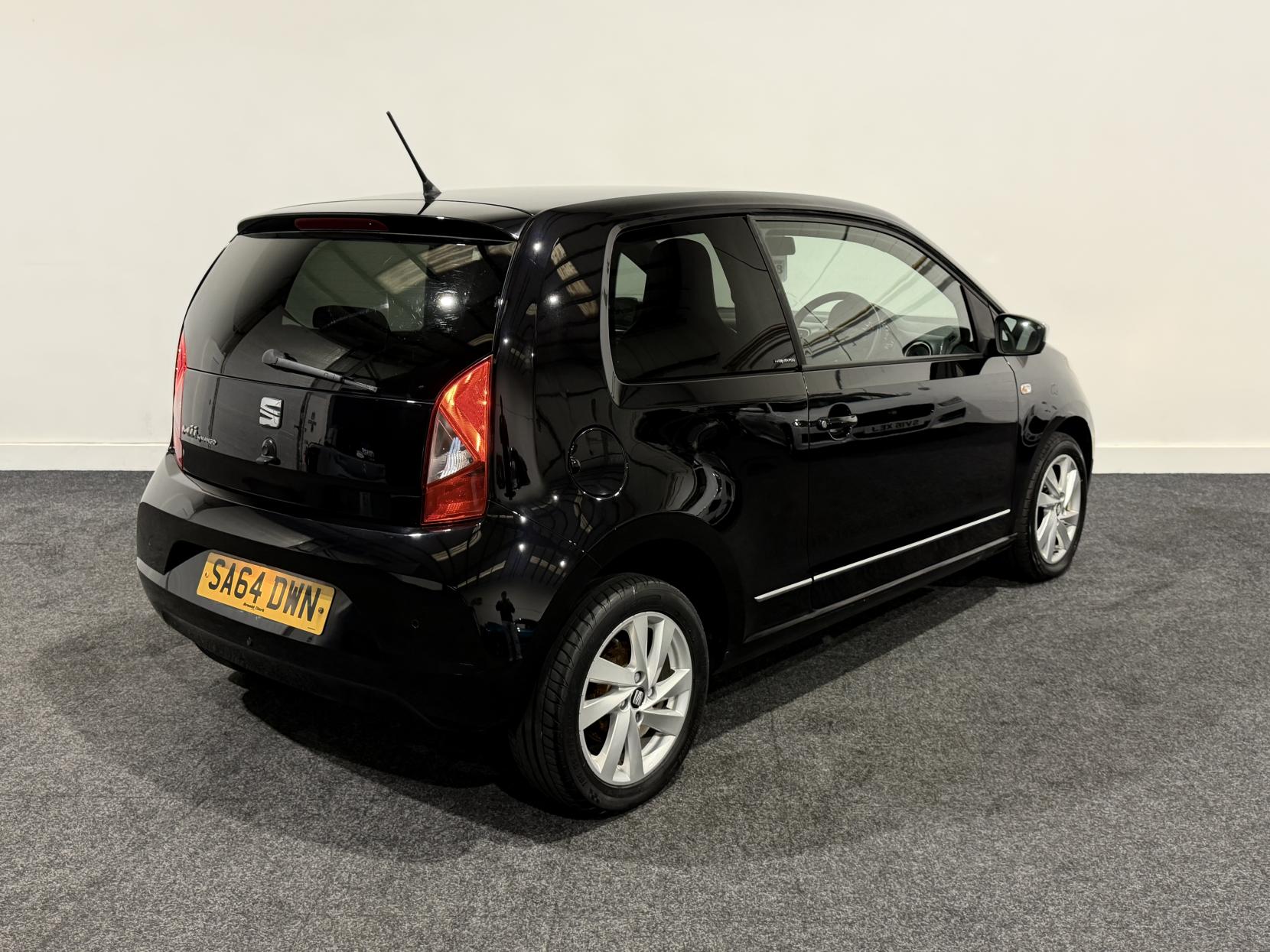 SEAT Mii 1.0 12v by MANGO Hatchback 3dr Petrol Manual Euro 5 (75 ps)