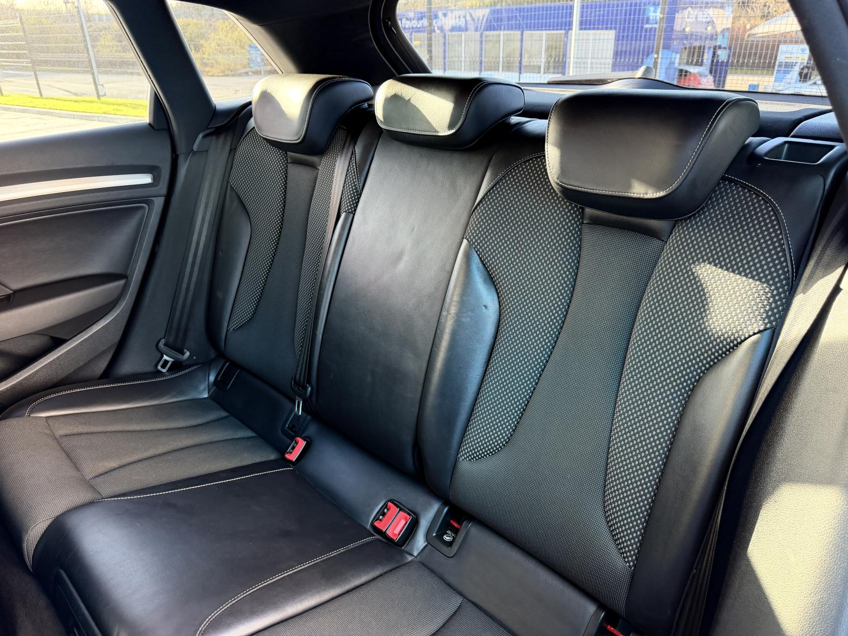 Audi A3 2.0 TDI S line Sportback 5dr Diesel Manual Euro 5 (s/s) (150 ps)