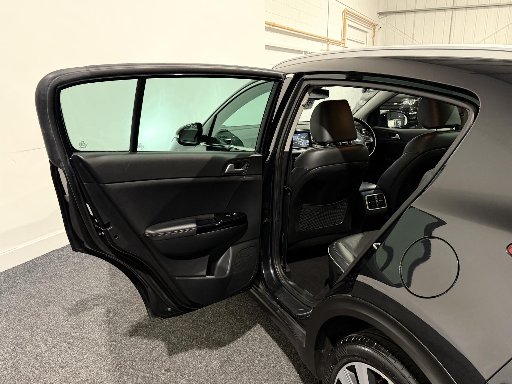 Kia Sportage 1.7 CRDi 3 SUV 5dr Diesel Manual Euro 6 (s/s) (114 bhp)