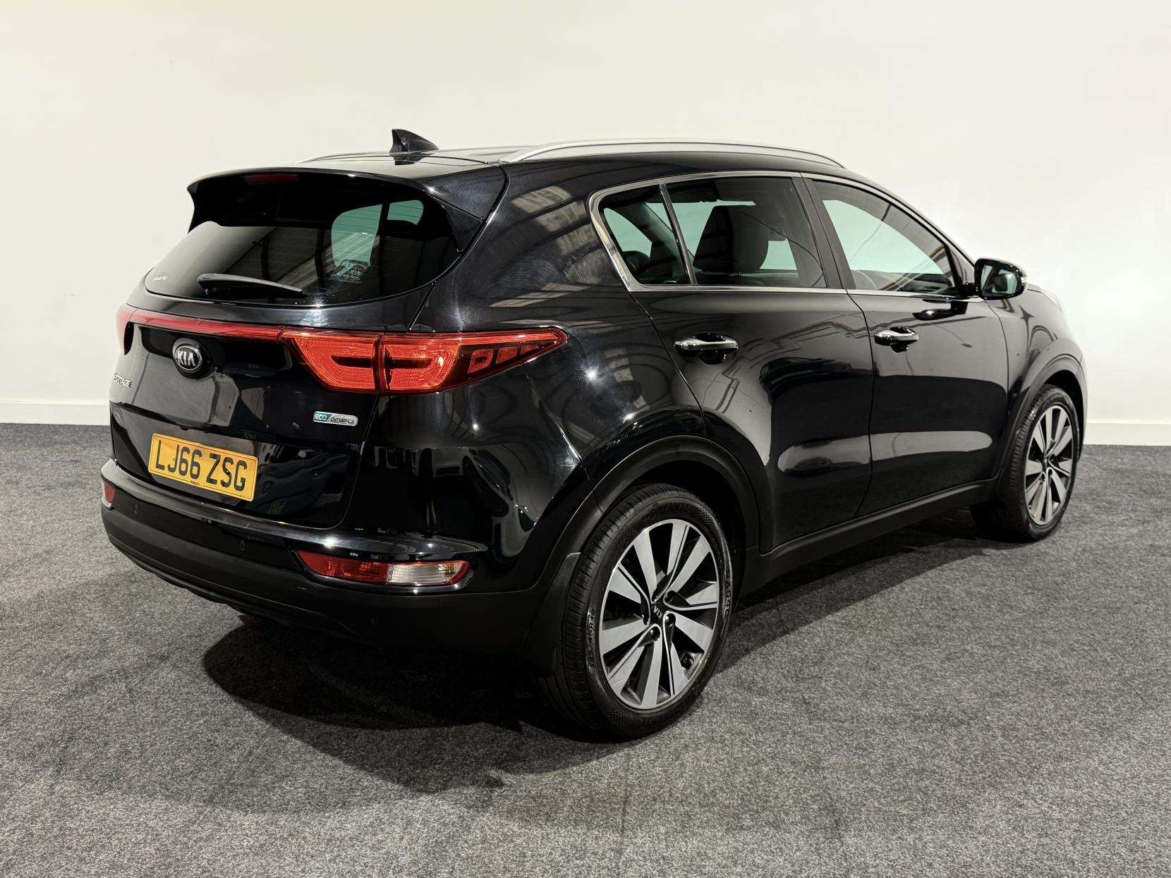 Kia Sportage 1.7 CRDi 3 SUV 5dr Diesel Manual Euro 6 (s/s) (114 bhp)