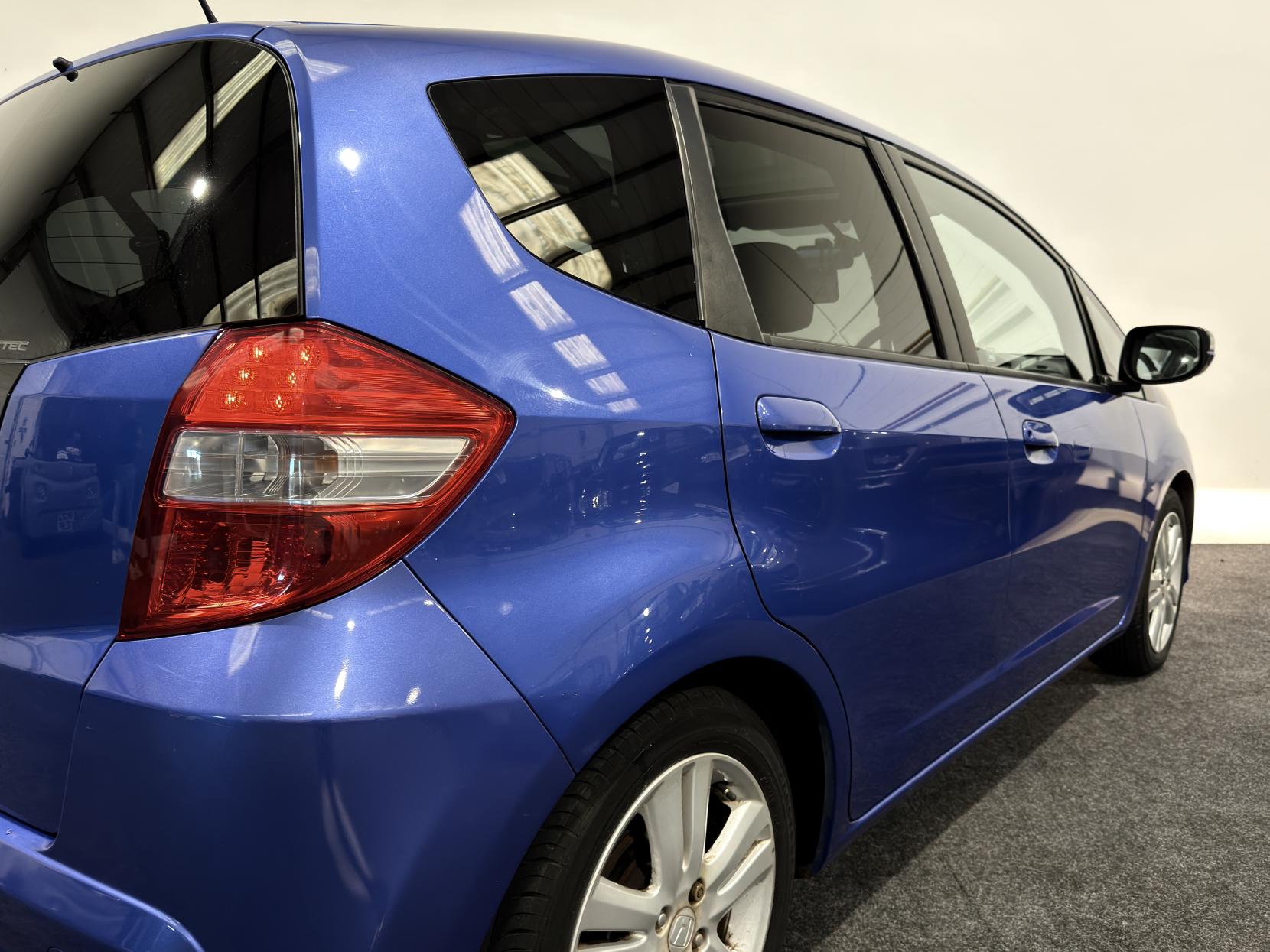 Honda Jazz 1.4 i-VTEC EX Hatchback 5dr Petrol Manual Euro 5 (99 ps)