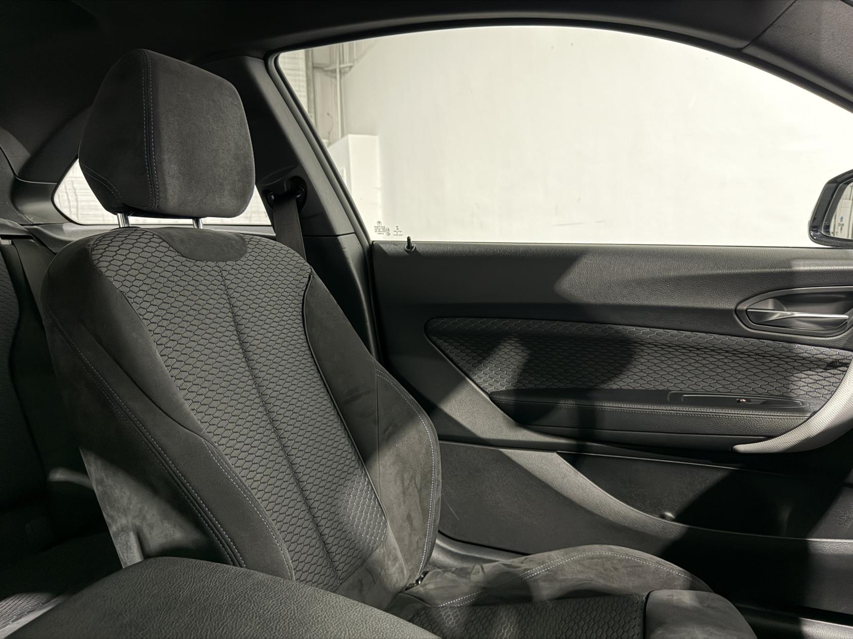 BMW 2 Series 1.5 218i M Sport Coupe 2dr Petrol Auto Euro 6 (s/s) (136 ps)