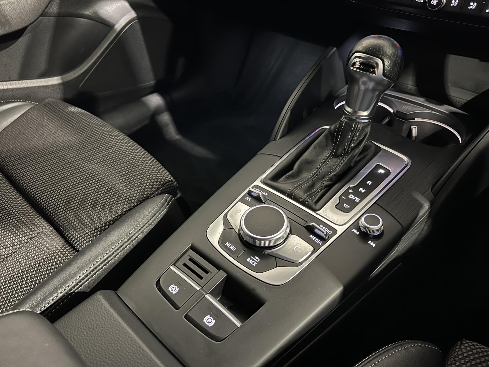 Audi A3 1.5 TFSI CoD Black Edition Saloon 4dr Petrol S Tronic Euro 6 (s/s) (150 ps)