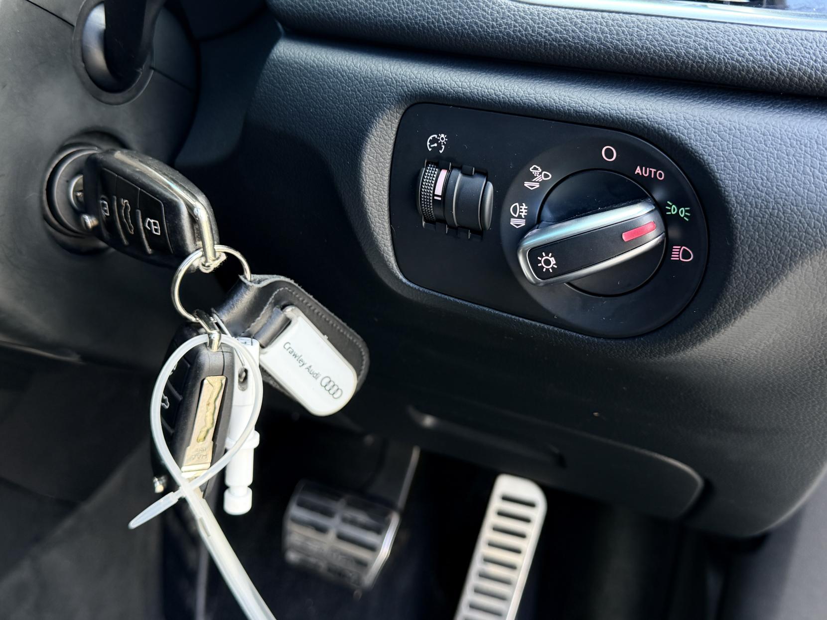 Audi Q3 2.0 TDI Black Edition SUV 5dr Diesel S Tronic quattro Euro 6 (s/s) (150 ps)