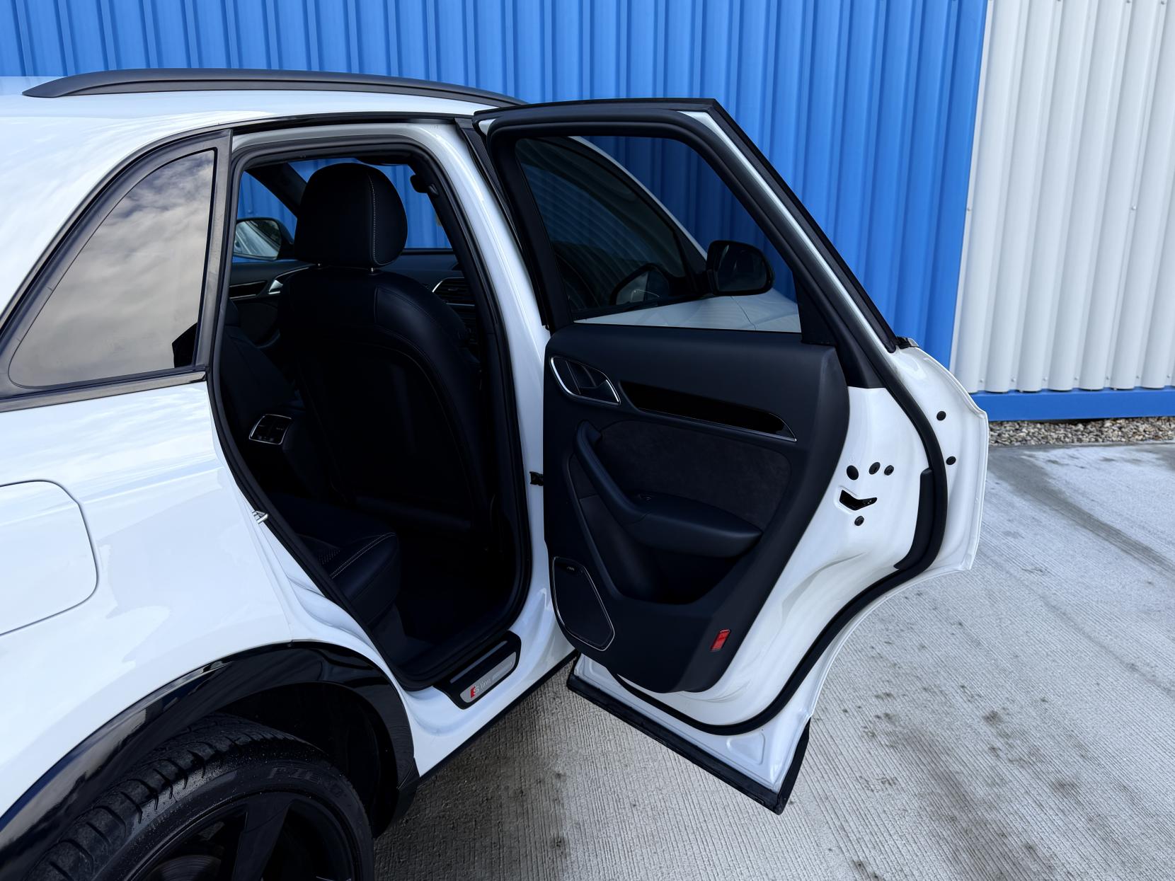 Audi Q3 2.0 TDI Black Edition SUV 5dr Diesel S Tronic quattro Euro 6 (s/s) (150 ps)