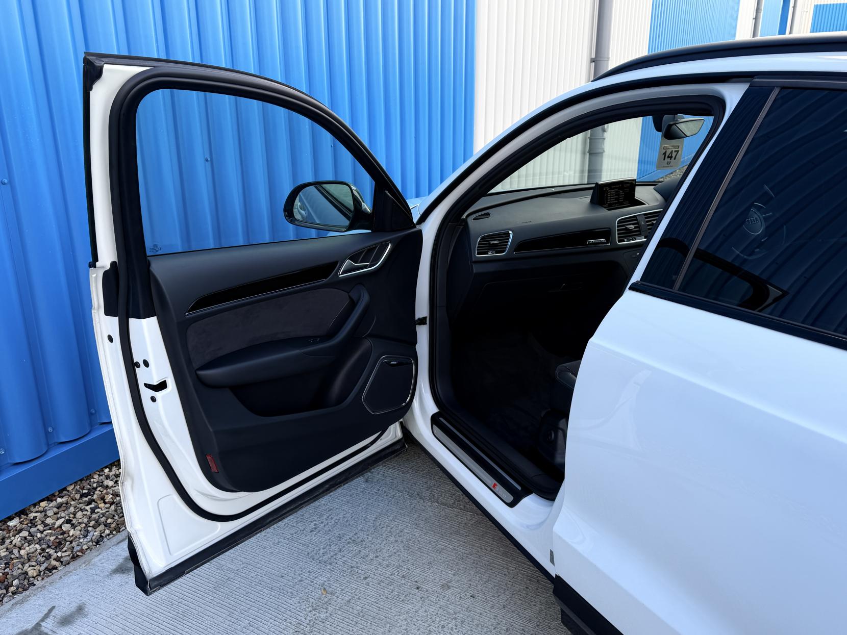 Audi Q3 2.0 TDI Black Edition SUV 5dr Diesel S Tronic quattro Euro 6 (s/s) (150 ps)