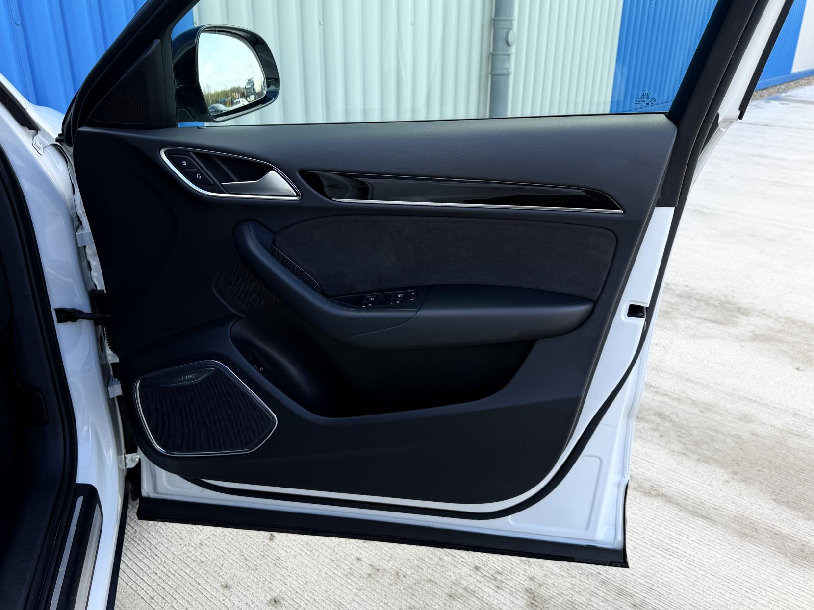 Audi Q3 2.0 TDI Black Edition SUV 5dr Diesel S Tronic quattro Euro 6 (s/s) (150 ps)