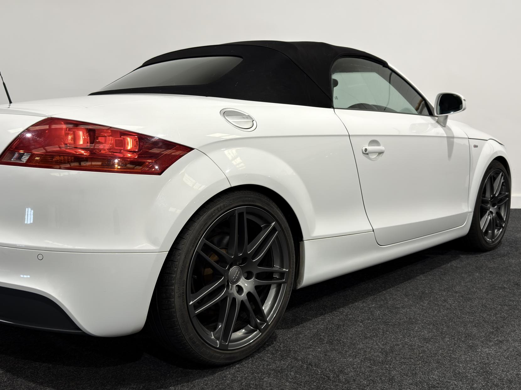 Audi TT 2.0 TFSI S line Special Edition Roadster 2dr Petrol Manual Euro 4 (200 ps)