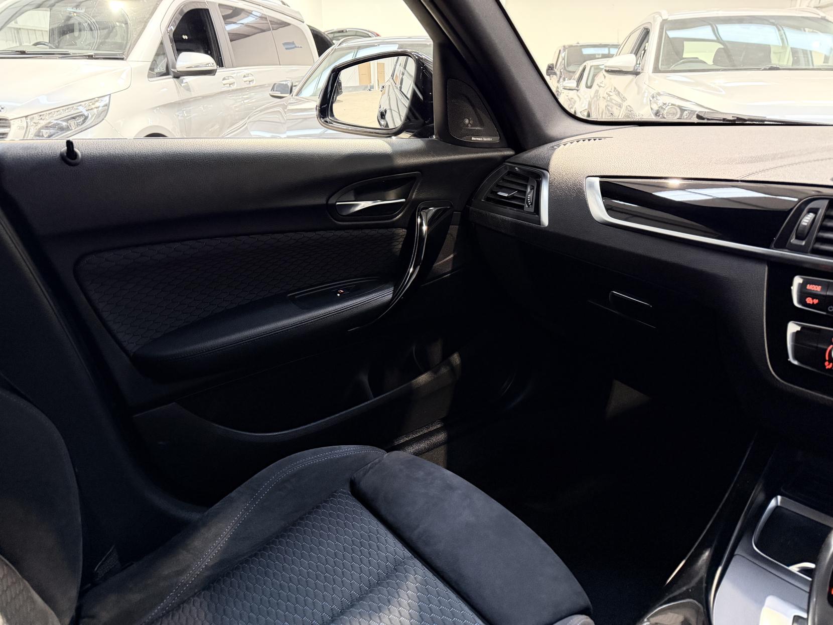 BMW 1 Series 2.0 118d M Sport Shadow Edition Hatchback 5dr Diesel Auto Euro 6 (s/s) (150 ps)