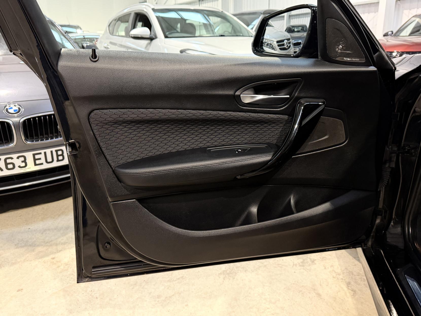 BMW 1 Series 2.0 118d M Sport Shadow Edition Hatchback 5dr Diesel Auto Euro 6 (s/s) (150 ps)