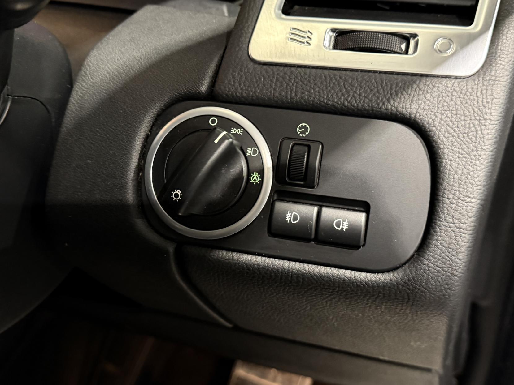 Land Rover Range Rover Sport 3.0 TD V6 HSE SUV 5dr Diesel CommandShift 4WD Euro 5 (245 ps)