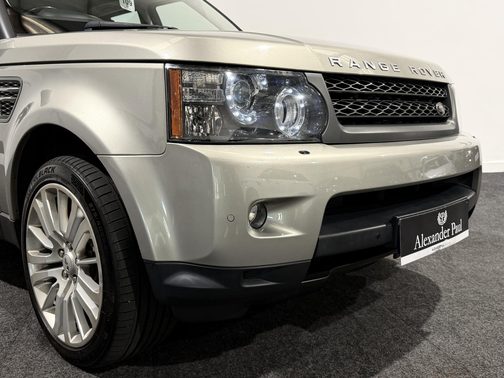 Land Rover Range Rover Sport 3.0 TD V6 HSE SUV 5dr Diesel CommandShift 4WD Euro 5 (245 ps)