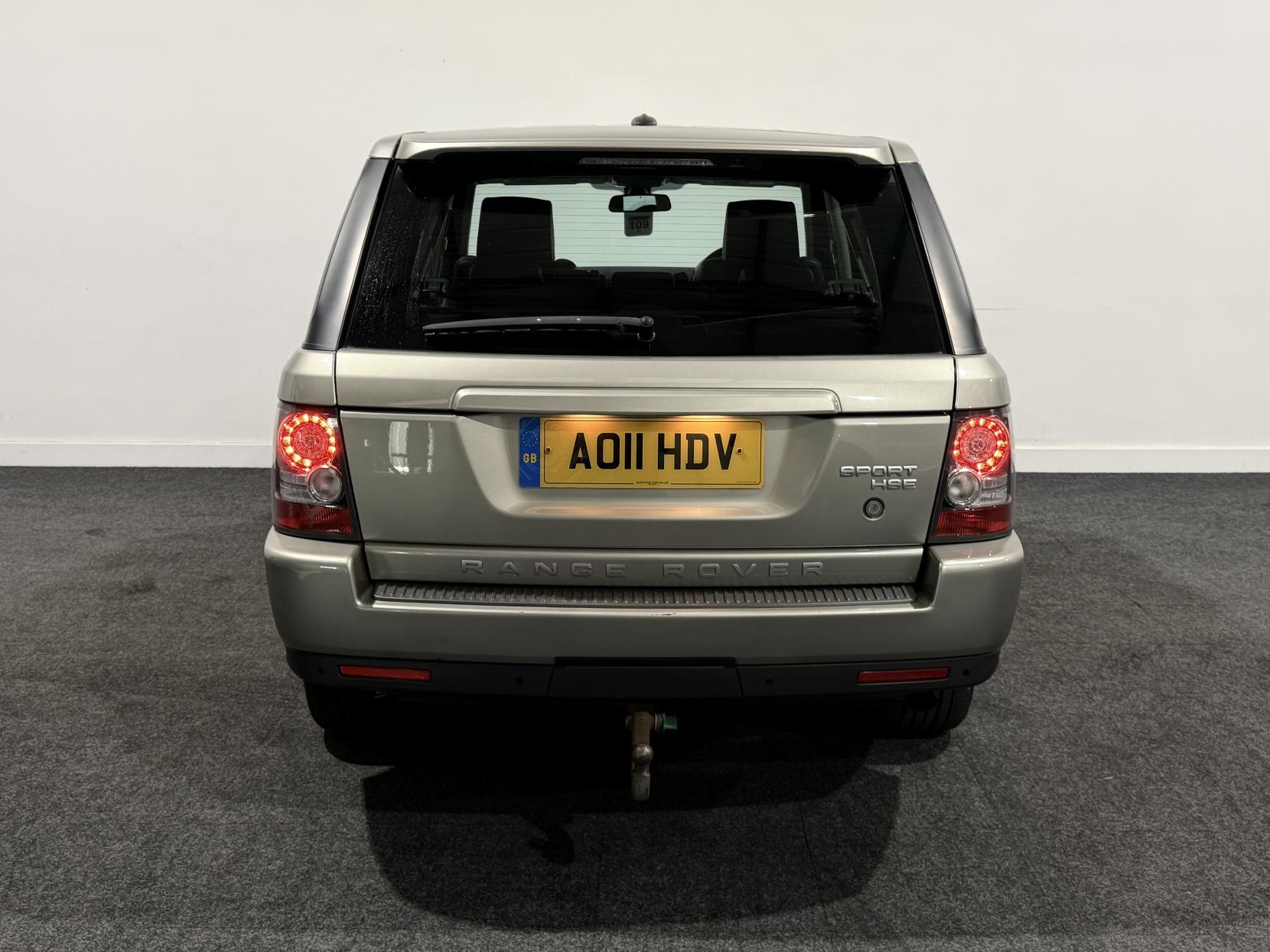 Land Rover Range Rover Sport 3.0 TD V6 HSE SUV 5dr Diesel CommandShift 4WD Euro 5 (245 ps)