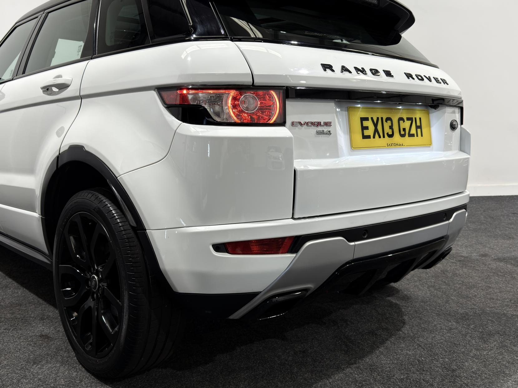 Land Rover Range Rover Evoque 2.0 Si4 Dynamic SUV 5dr Petrol Auto 4WD Euro 5 (240 ps)