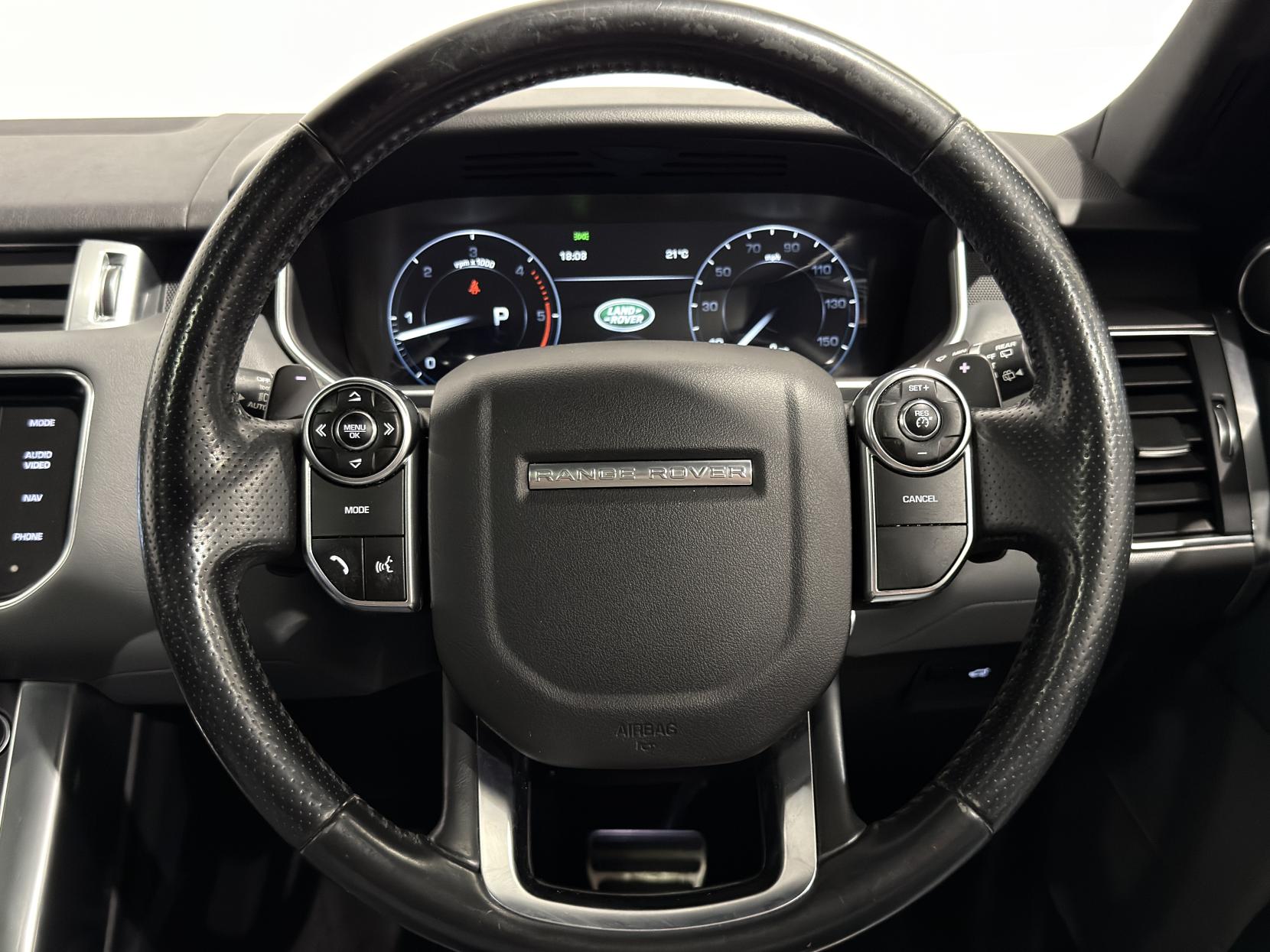 Land Rover Range Rover Sport 3.0 SD V6 HSE Dynamic SUV 5dr Diesel Auto 4WD Euro 5 (s/s) (292 ps)