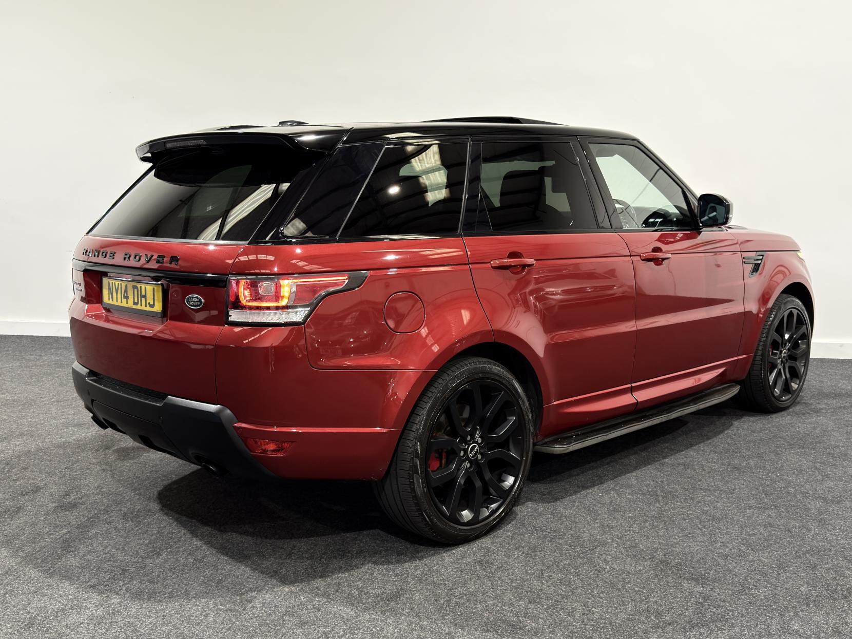 Land Rover Range Rover Sport 3.0 SD V6 HSE Dynamic SUV 5dr Diesel Auto 4WD Euro 5 (s/s) (292 ps)