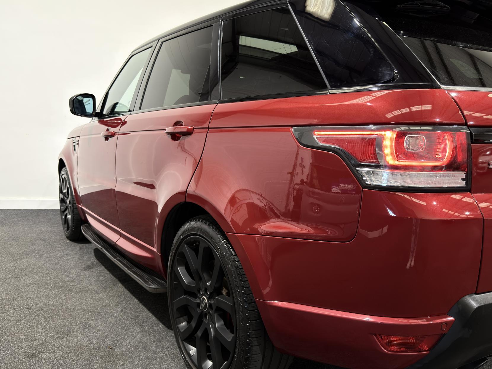 Land Rover Range Rover Sport 3.0 SD V6 HSE Dynamic SUV 5dr Diesel Auto 4WD Euro 5 (s/s) (292 ps)