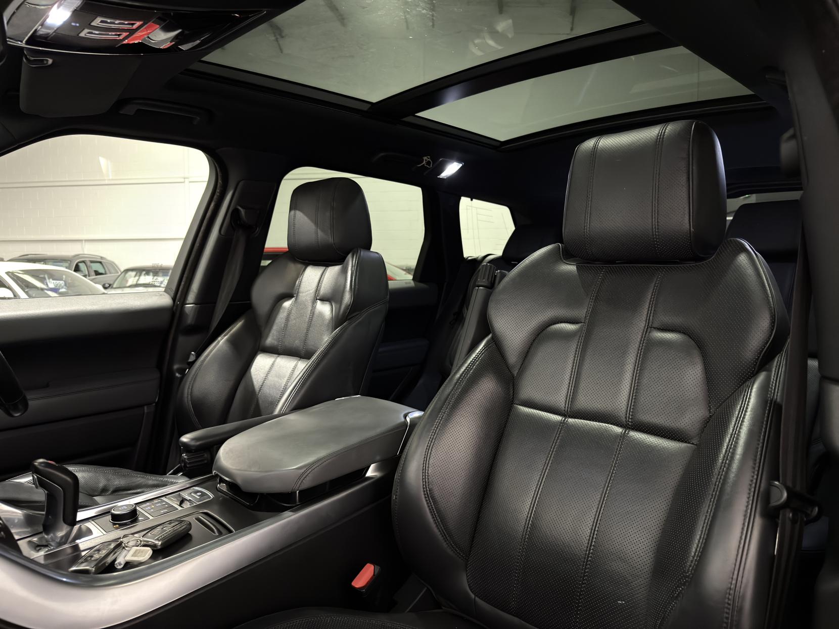 Land Rover Range Rover Sport 3.0 SD V6 HSE Dynamic SUV 5dr Diesel Auto 4WD Euro 5 (s/s) (292 ps)