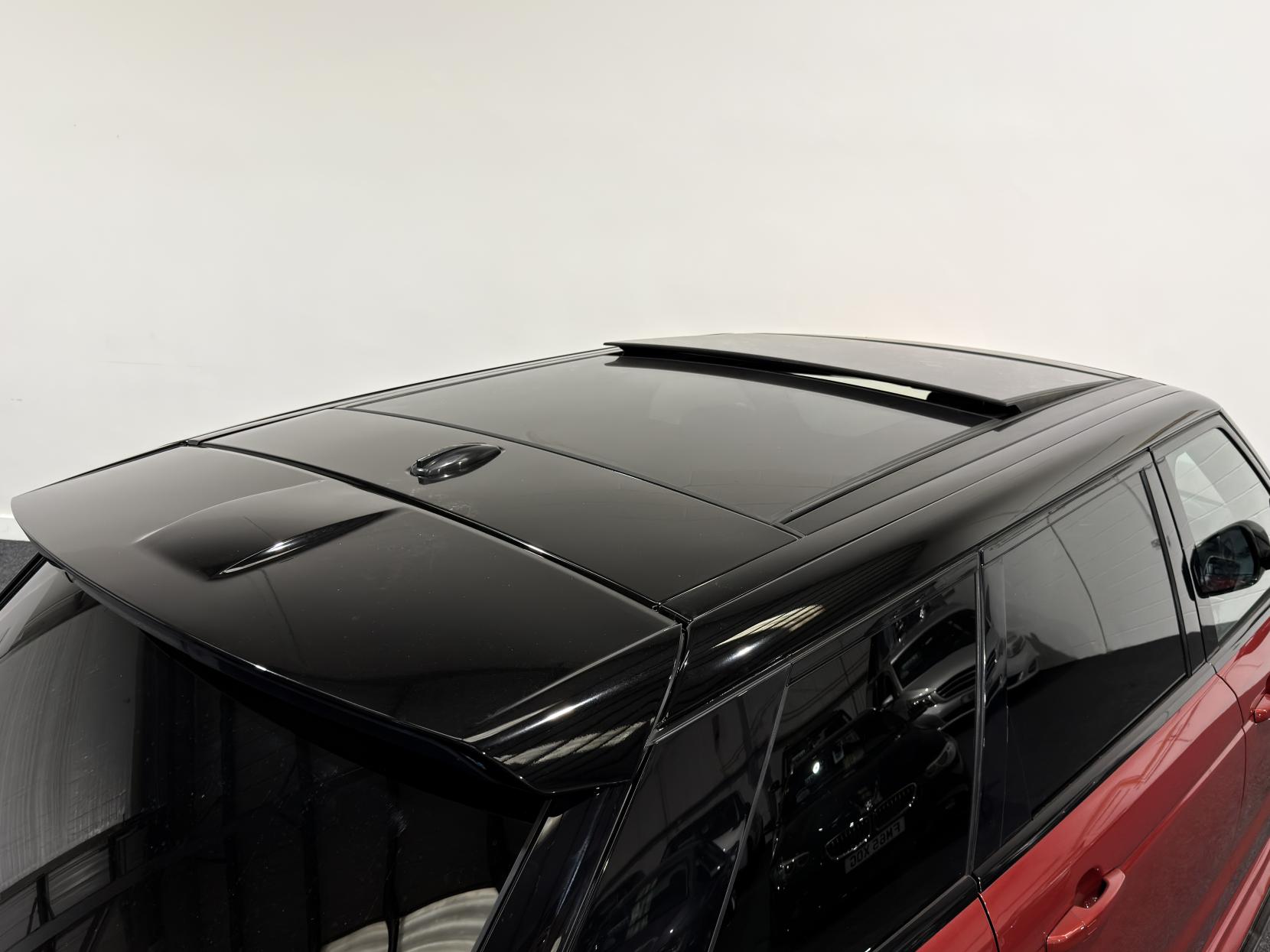 Land Rover Range Rover Sport 3.0 SD V6 HSE Dynamic SUV 5dr Diesel Auto 4WD Euro 5 (s/s) (292 ps)