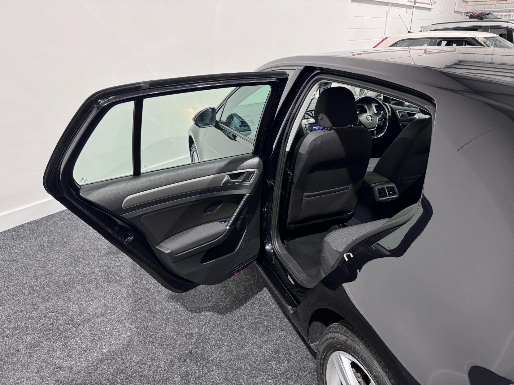 Volkswagen Golf 1.4 TSI BlueMotion Tech Match Hatchback 5dr Petrol Manual Euro 5 (s/s) (122 ps)