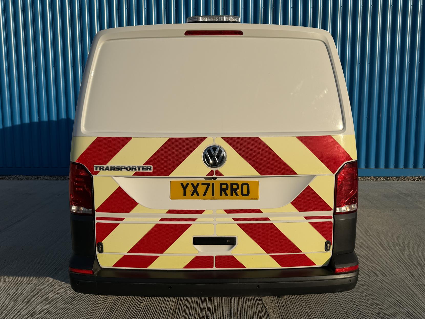 Volkswagen Transporter 2.0 TDI T32 Startline Panel Van 5dr Diesel Manual FWD LWB Euro 6 (s/s) (150 ps)