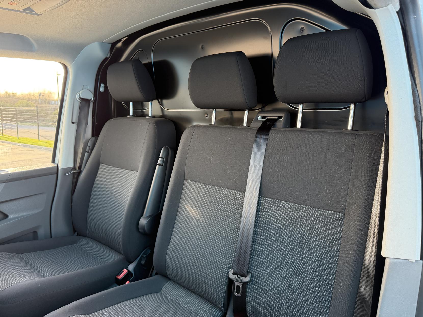 Volkswagen Transporter 2.0 TDI T32 Startline Panel Van 5dr Diesel Manual FWD LWB Euro 6 (s/s) (150 ps)