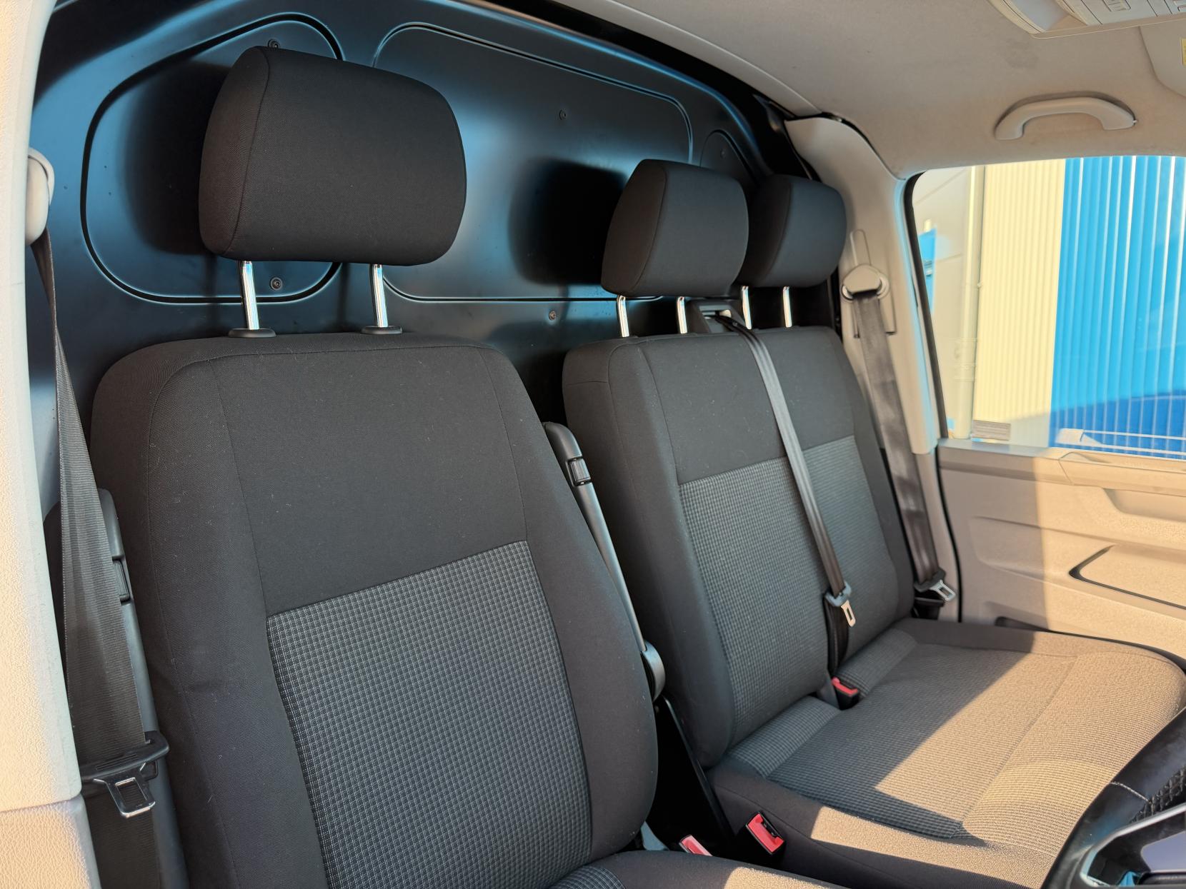 Volkswagen Transporter 2.0 TDI T32 Startline Panel Van 5dr Diesel Manual FWD LWB Euro 6 (s/s) (150 ps)