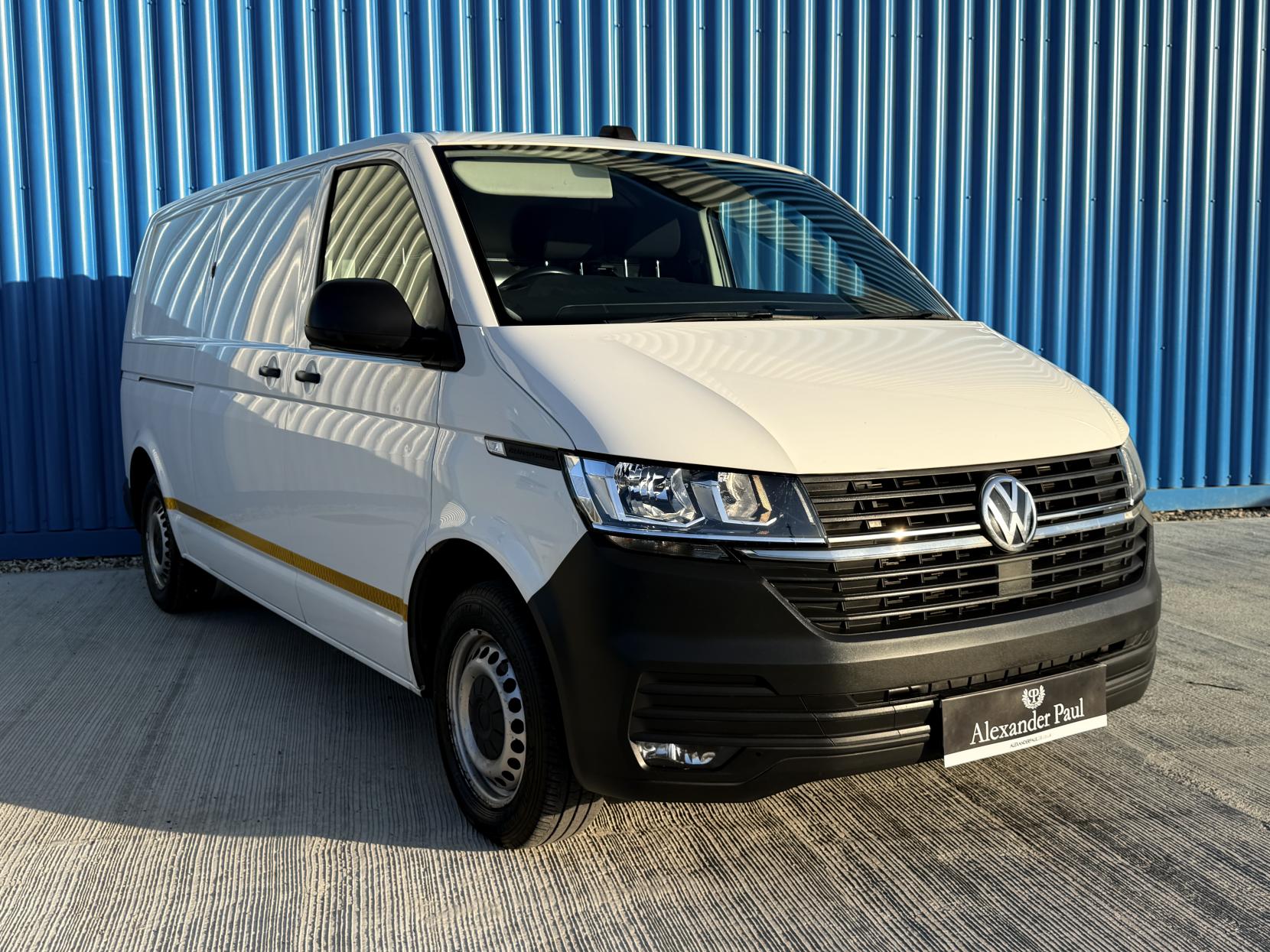 Volkswagen Transporter 2.0 TDI T32 Startline Panel Van 5dr Diesel Manual FWD LWB Euro 6 (s/s) (150 ps)