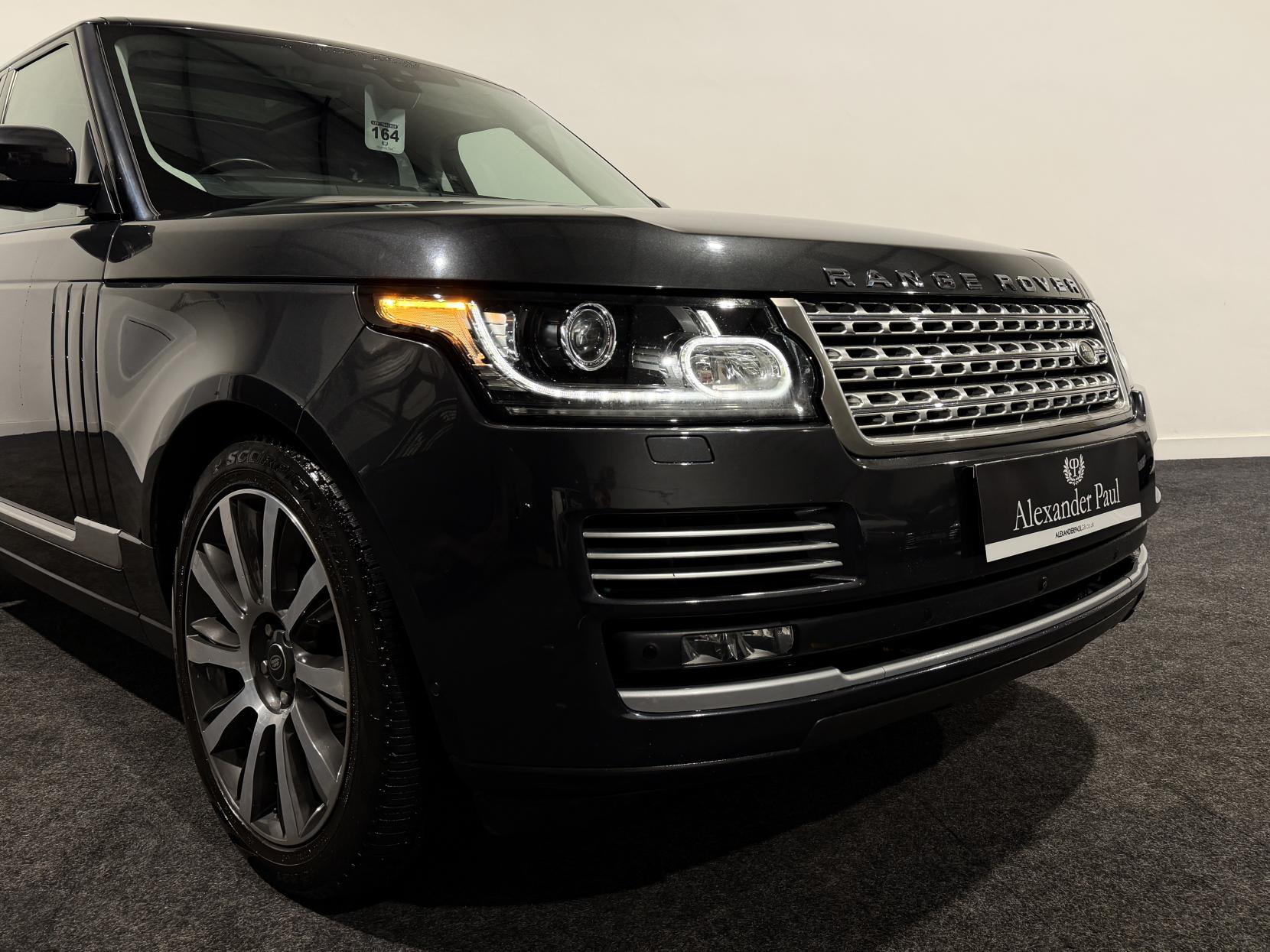 Land Rover Range Rover 3.0 TD V6 Autobiography SUV 5dr Diesel Auto 4WD Euro 6 (s/s) (258 ps)