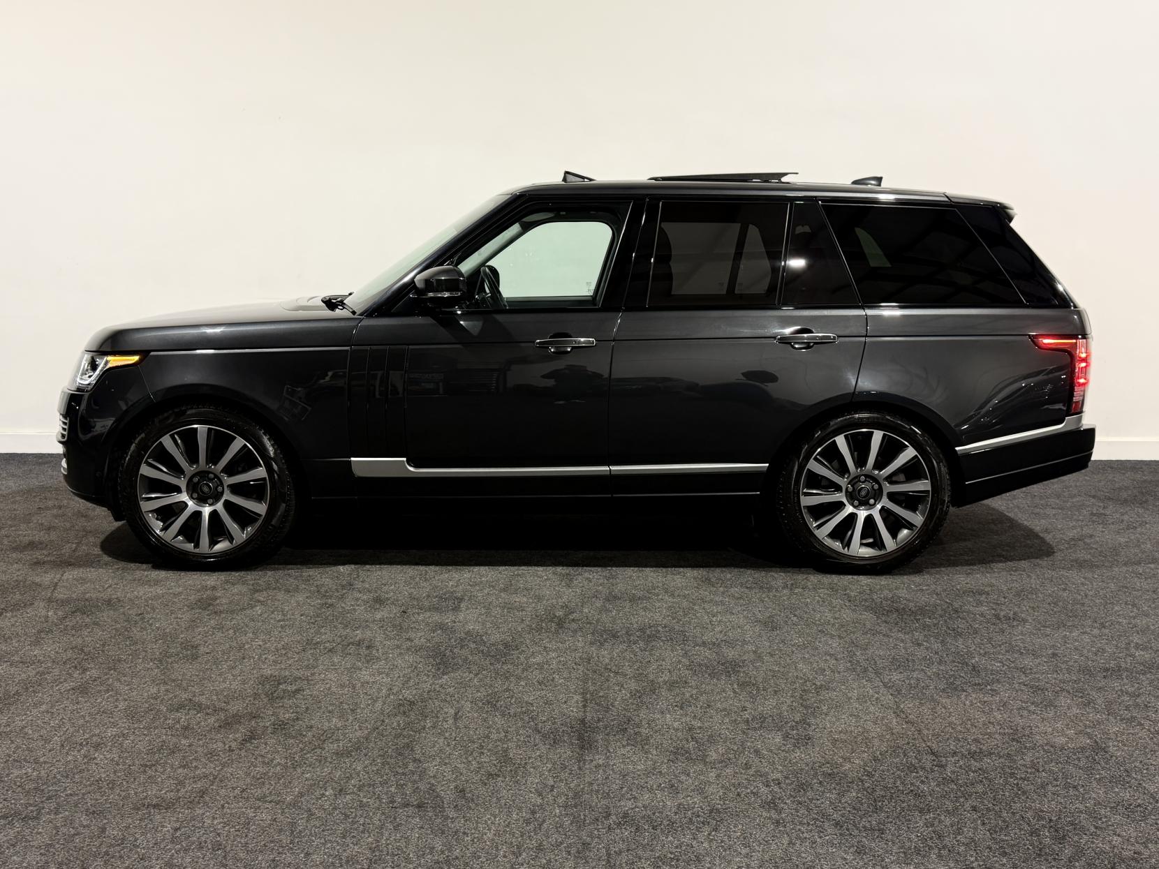 Land Rover Range Rover 3.0 TD V6 Autobiography SUV 5dr Diesel Auto 4WD Euro 6 (s/s) (258 ps)