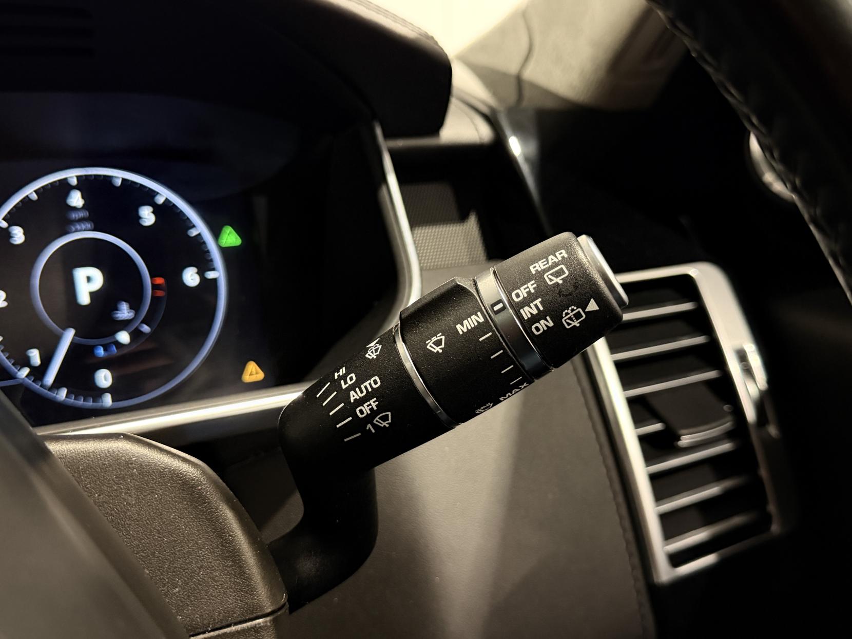 Land Rover Range Rover 3.0 TD V6 Autobiography SUV 5dr Diesel Auto 4WD Euro 6 (s/s) (258 ps)