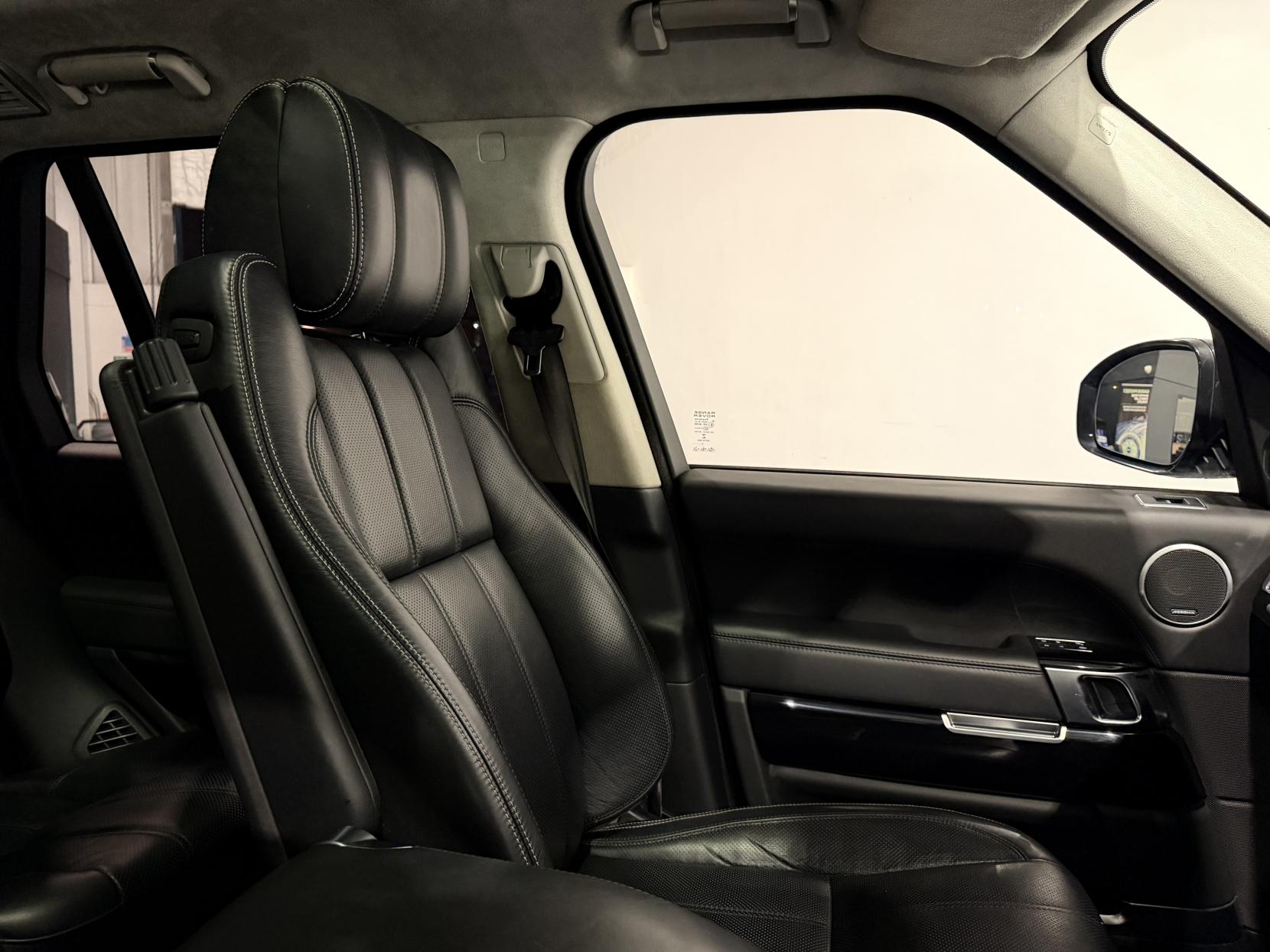 Land Rover Range Rover 3.0 TD V6 Autobiography SUV 5dr Diesel Auto 4WD Euro 6 (s/s) (258 ps)