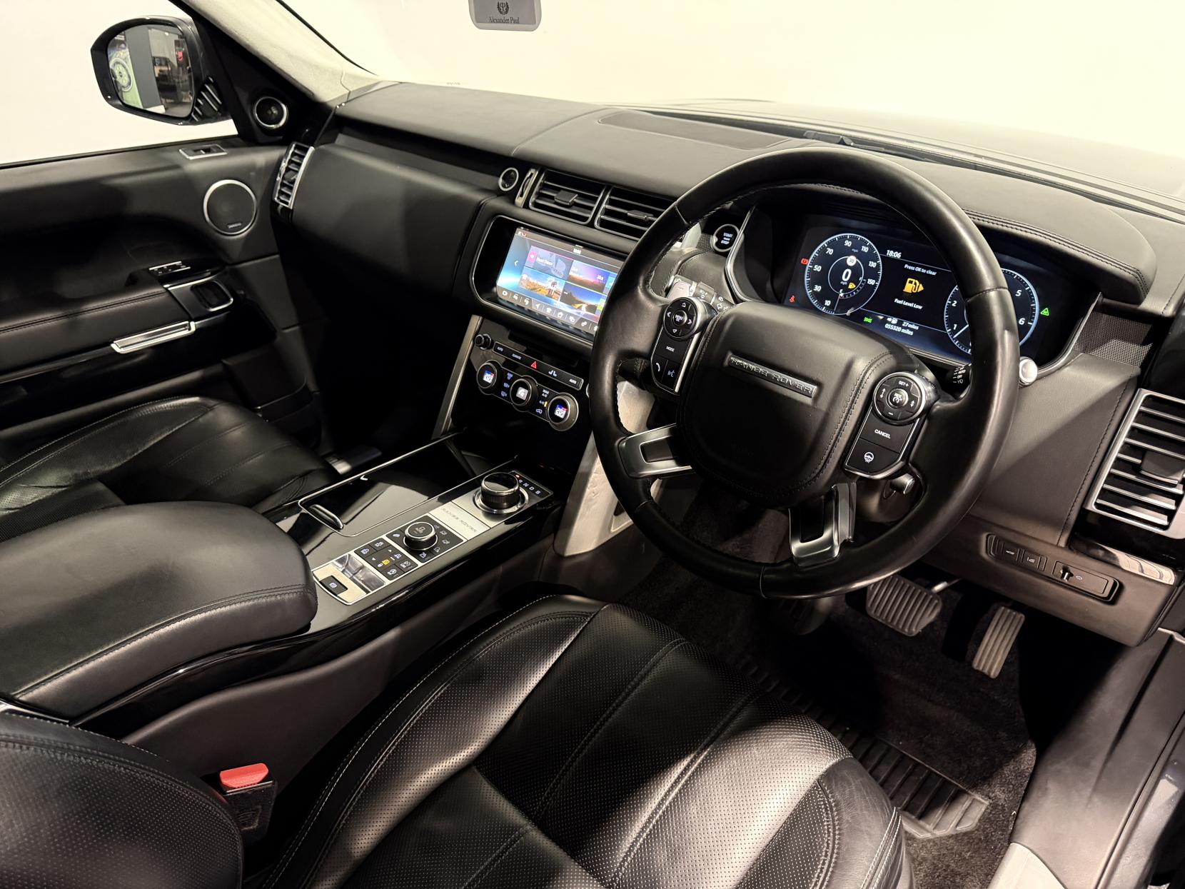 Land Rover Range Rover 3.0 TD V6 Autobiography SUV 5dr Diesel Auto 4WD Euro 6 (s/s) (258 ps)