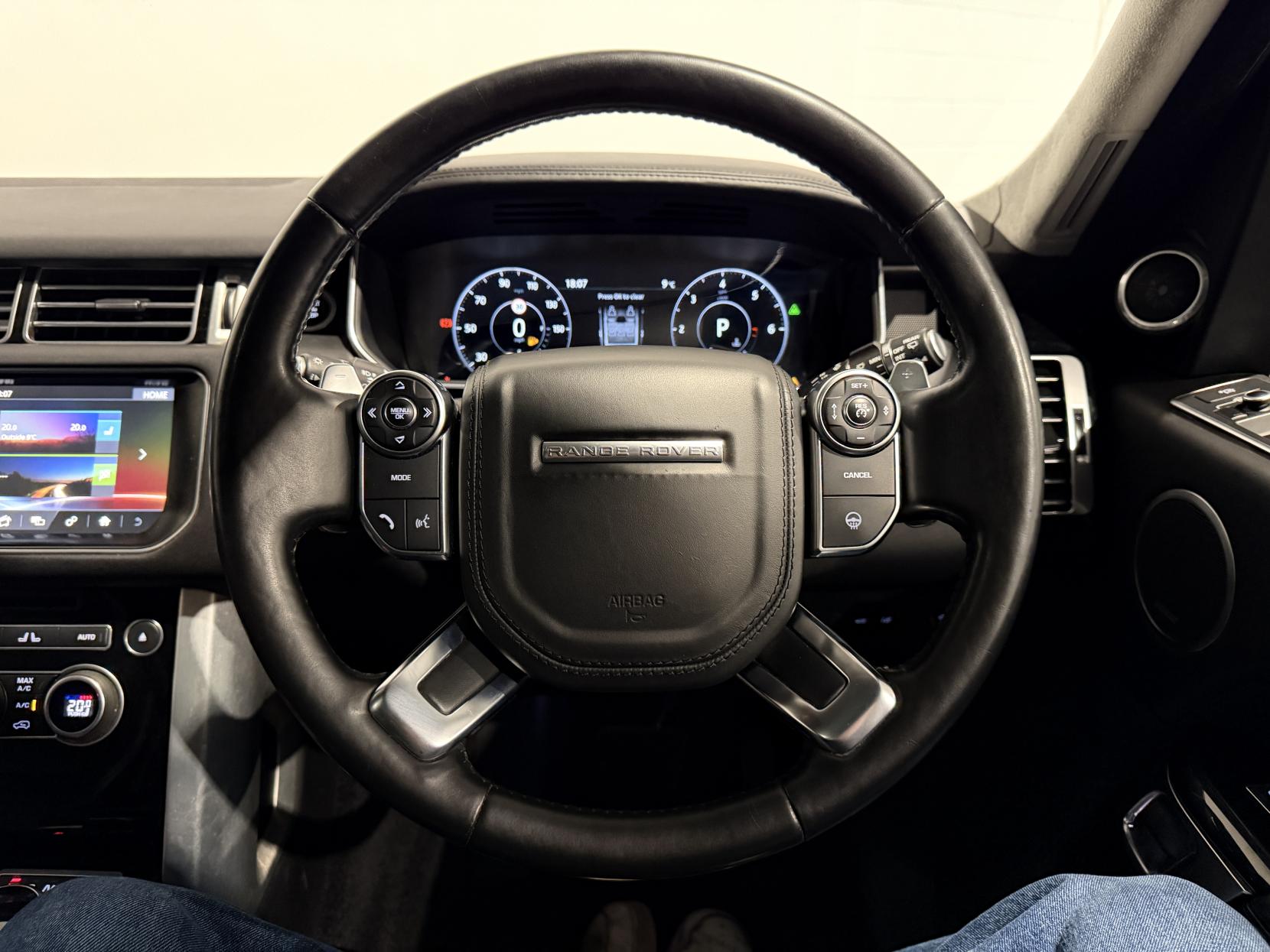 Land Rover Range Rover 3.0 TD V6 Autobiography SUV 5dr Diesel Auto 4WD Euro 6 (s/s) (258 ps)