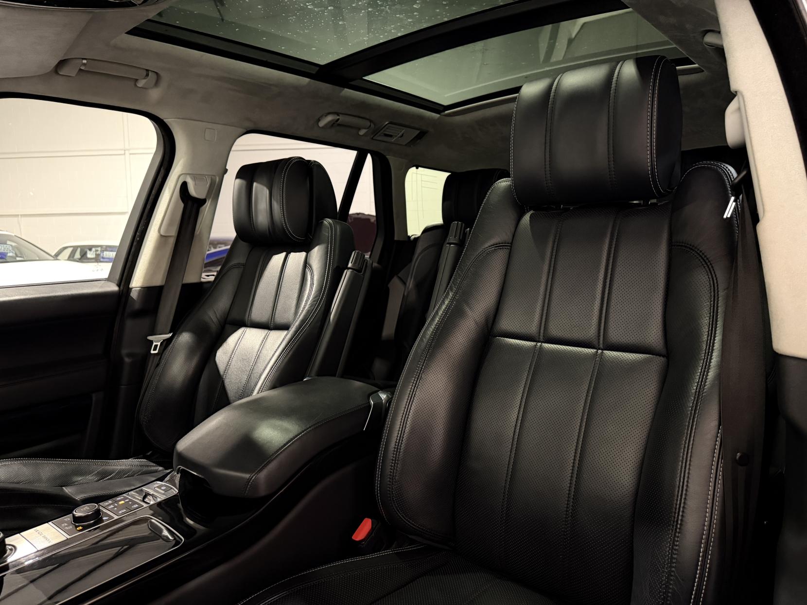 Land Rover Range Rover 3.0 TD V6 Autobiography SUV 5dr Diesel Auto 4WD Euro 6 (s/s) (258 ps)