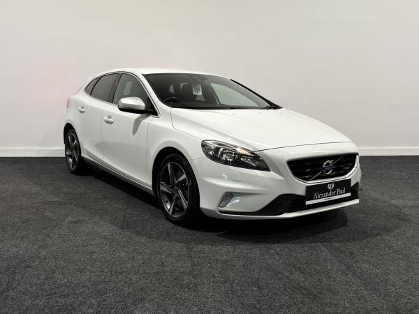 Volvo V40 2.0 D3 R-Design Hatchback 5dr Diesel Manual Euro 5 (s/s) (150 ps)