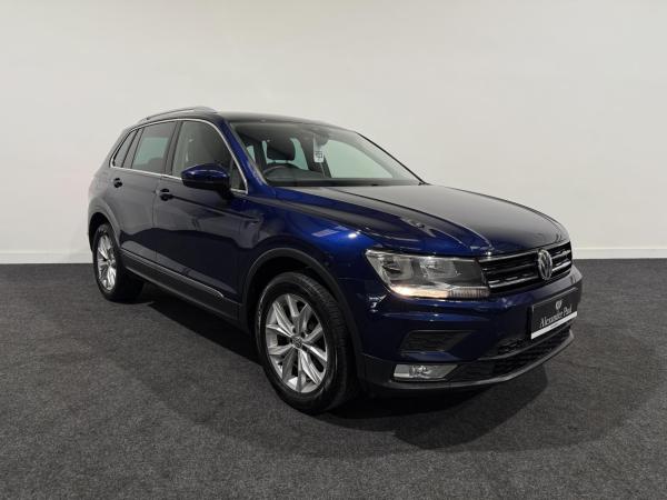 Volkswagen Tiguan 2.0 TDI BlueMotion Tech SE Navigation SUV 5dr Diesel DSG 4Motion Euro 6 (s/s) (190 ps)