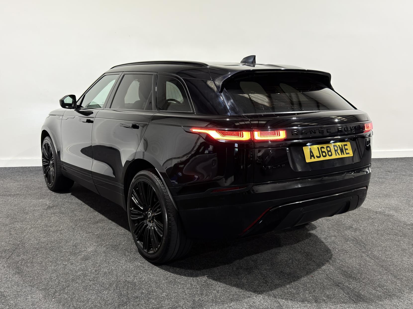Land Rover Range Rover Velar 2.0 D180 SUV 5dr Diesel Auto 4WD Euro 6 (s/s) (180 ps)