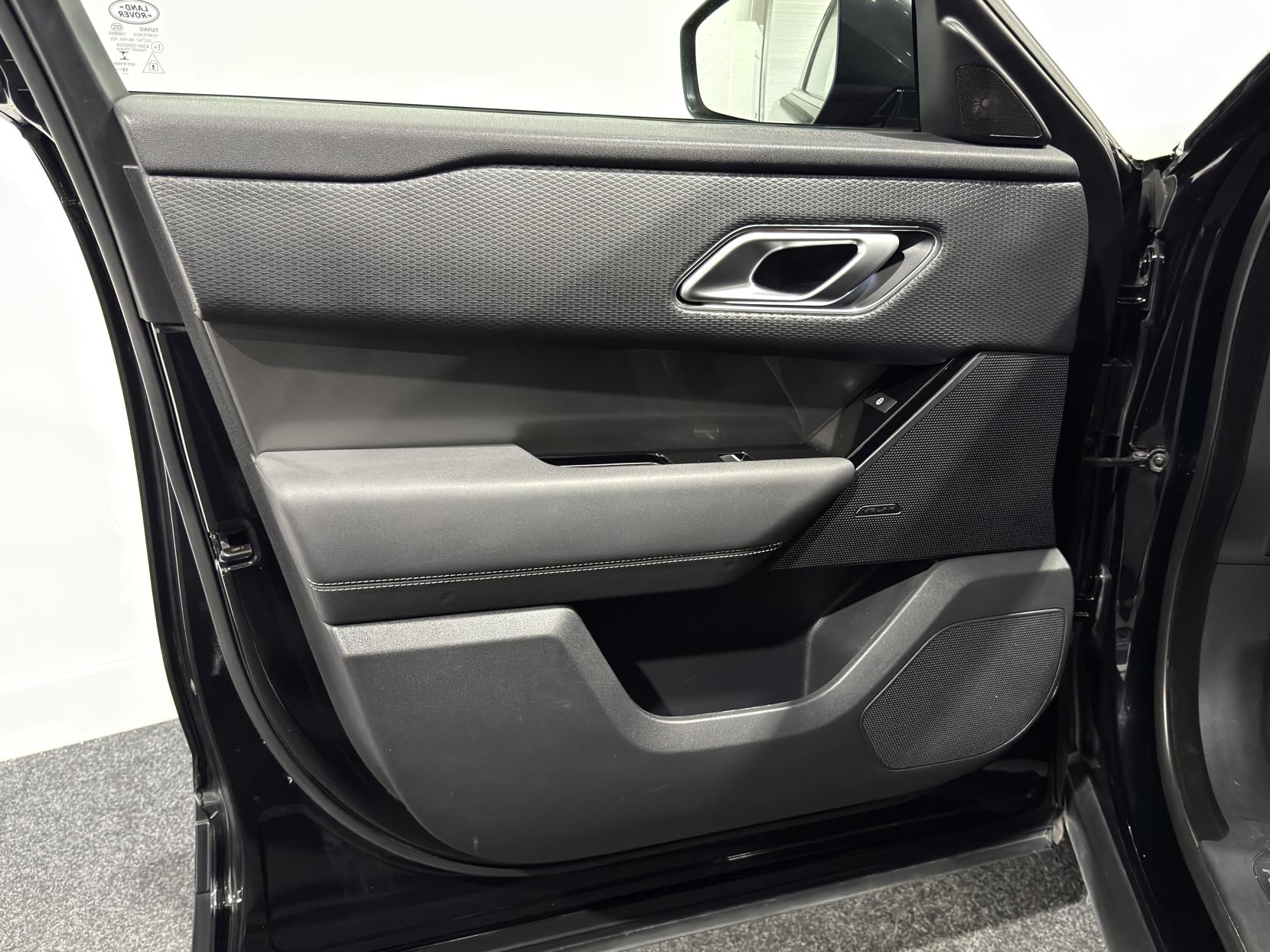 Land Rover Range Rover Velar 2.0 D180 SUV 5dr Diesel Auto 4WD Euro 6 (s/s) (180 ps)