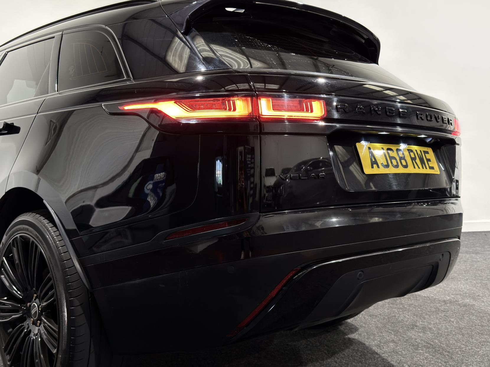 Land Rover Range Rover Velar 2.0 D180 SUV 5dr Diesel Auto 4WD Euro 6 (s/s) (180 ps)