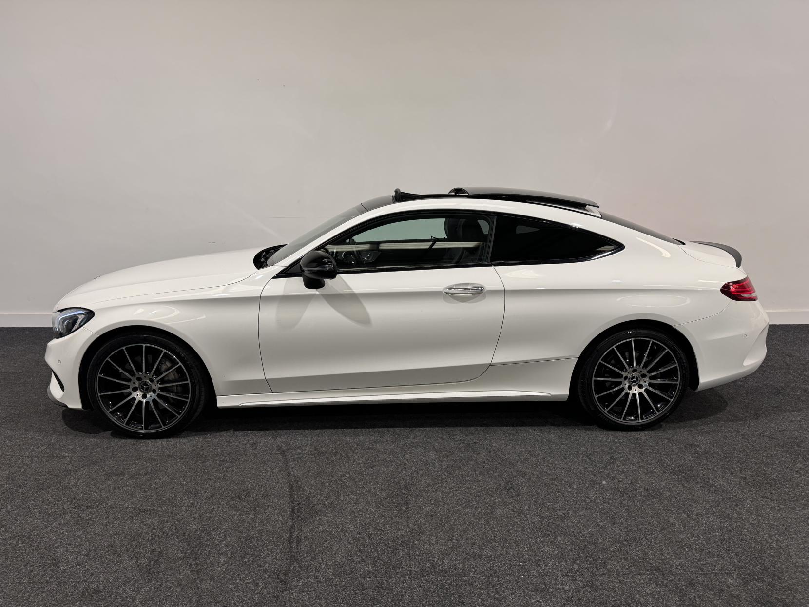 Mercedes-Benz C Class 2.0 C300 AMG Line (Premium) Coupe 2dr Petrol G-Tronic+ Euro 6 (s/s) (245 ps)