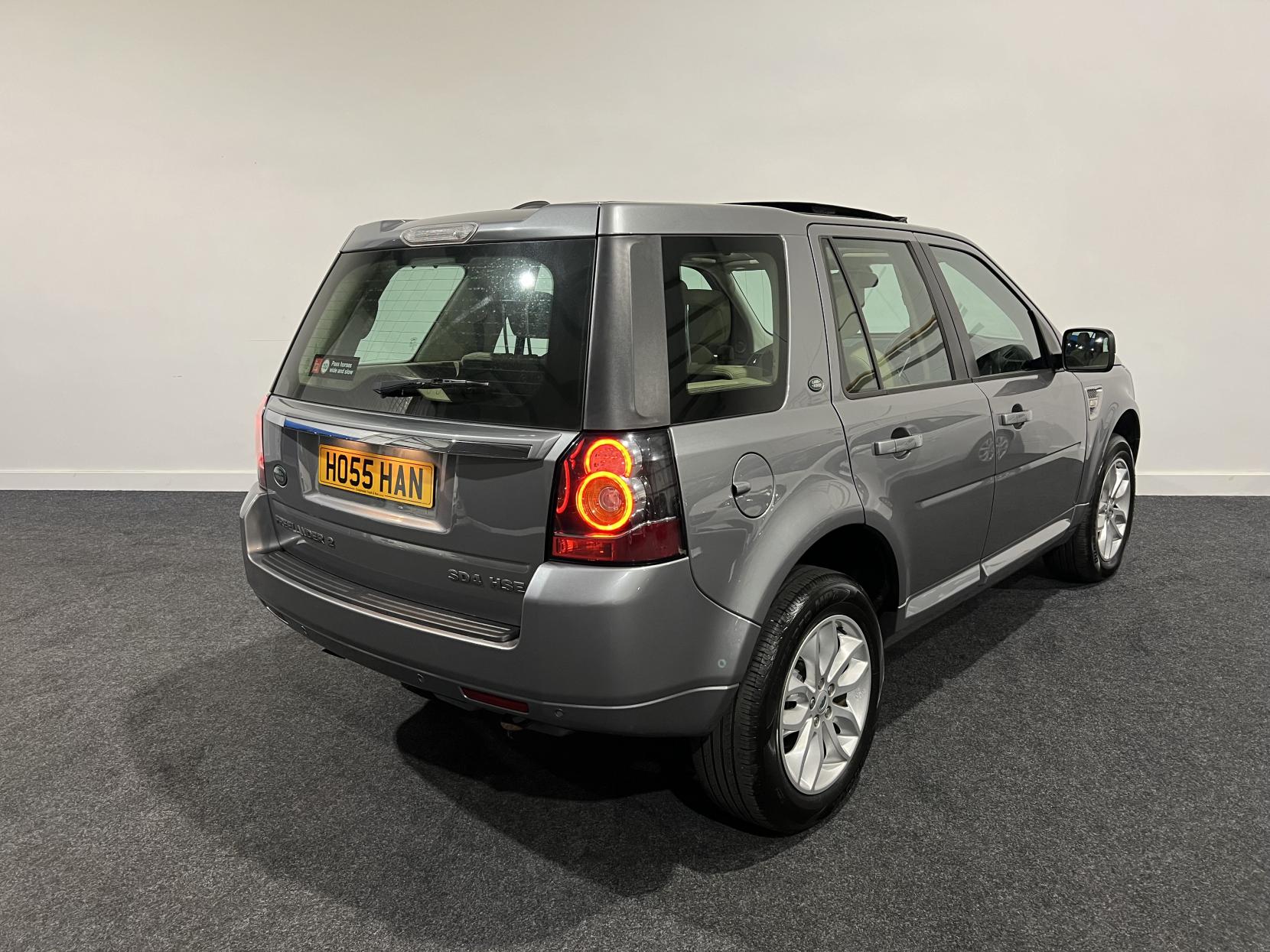 Land Rover Freelander 2 2.2 SD4 HSE SUV 5dr Diesel CommandShift 4WD Euro 5 (190 ps)