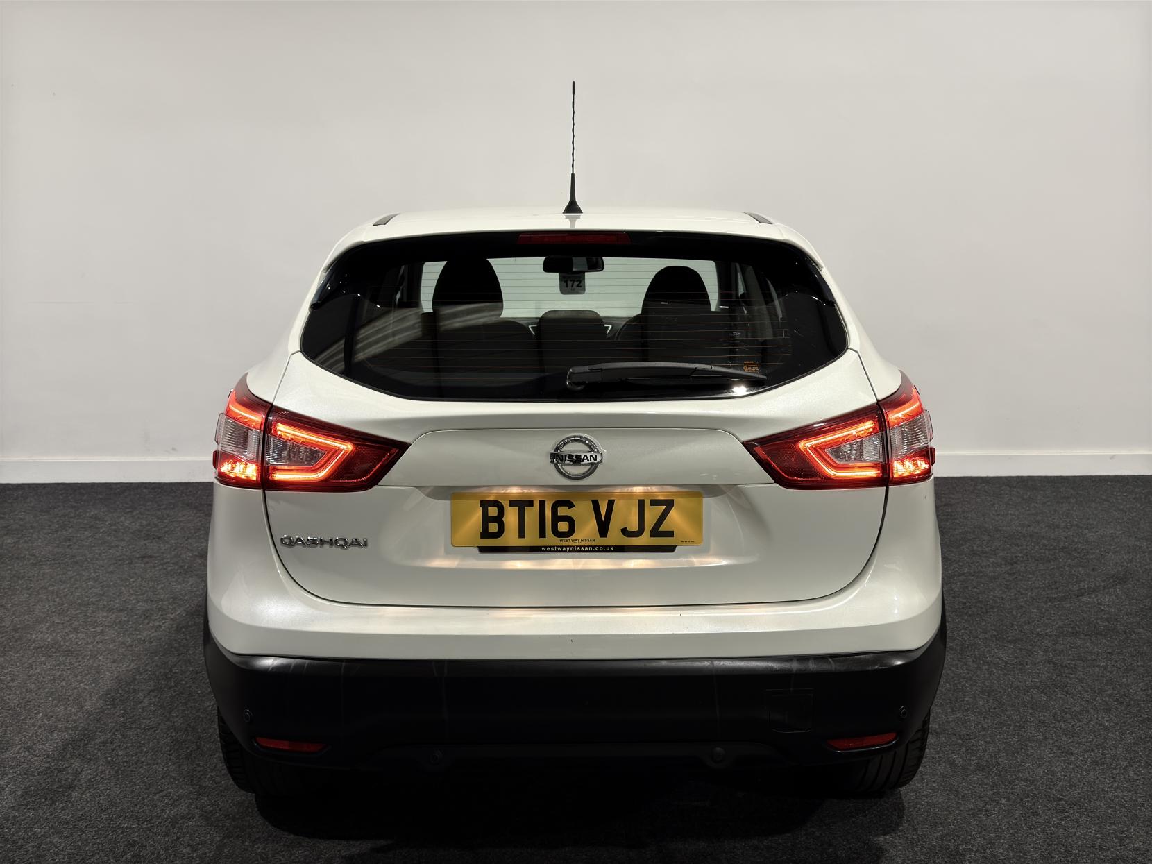 Nissan Qashqai 1.5 dCi Acenta SUV 5dr Diesel Manual 2WD Euro 6 (s/s) (110 ps)