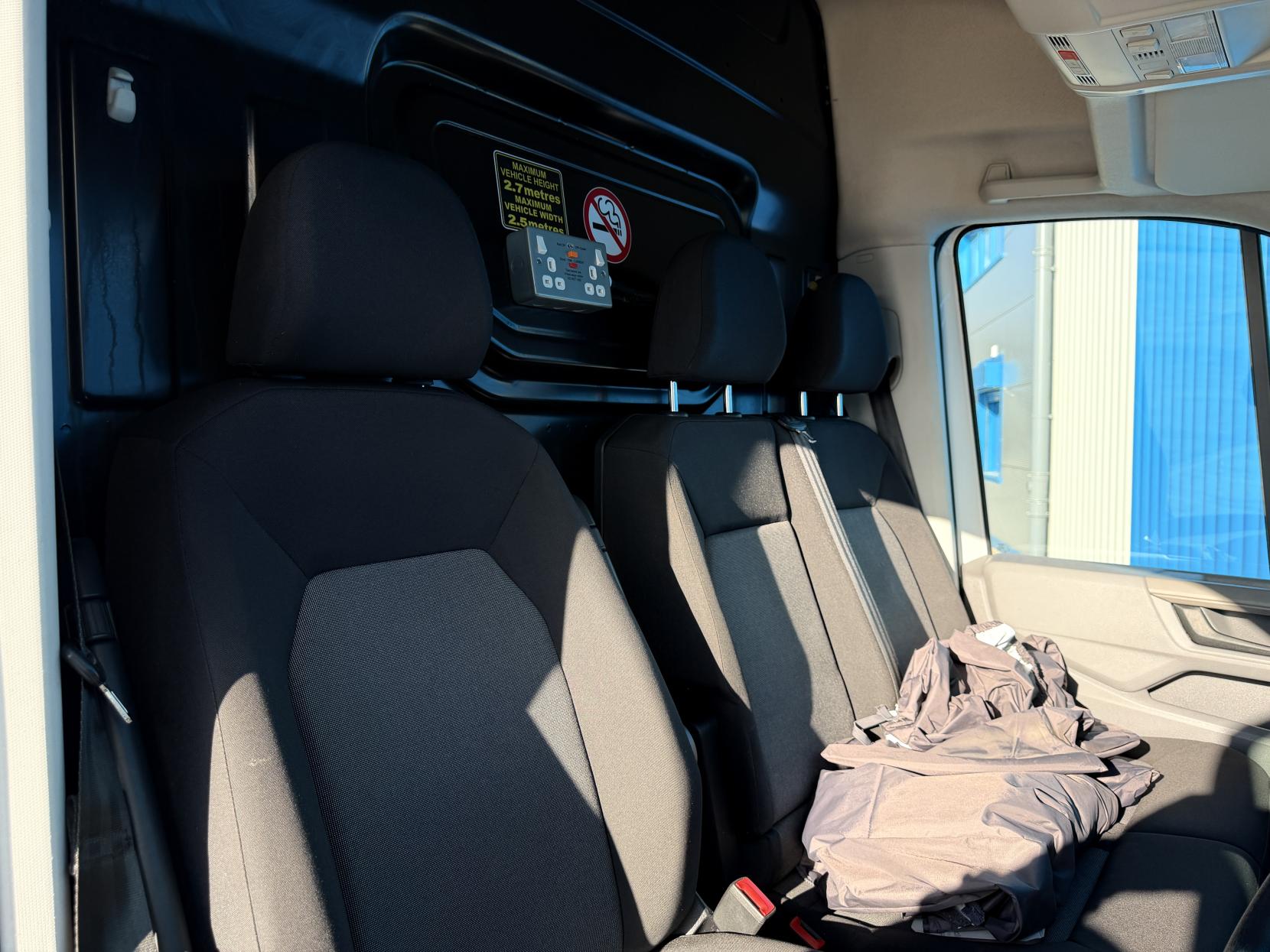 Volkswagen Crafter 2.0 TDI CR35 Trendline Panel Van 5dr Diesel Manual FWD MWB Euro 6 (s/s) (140 ps)