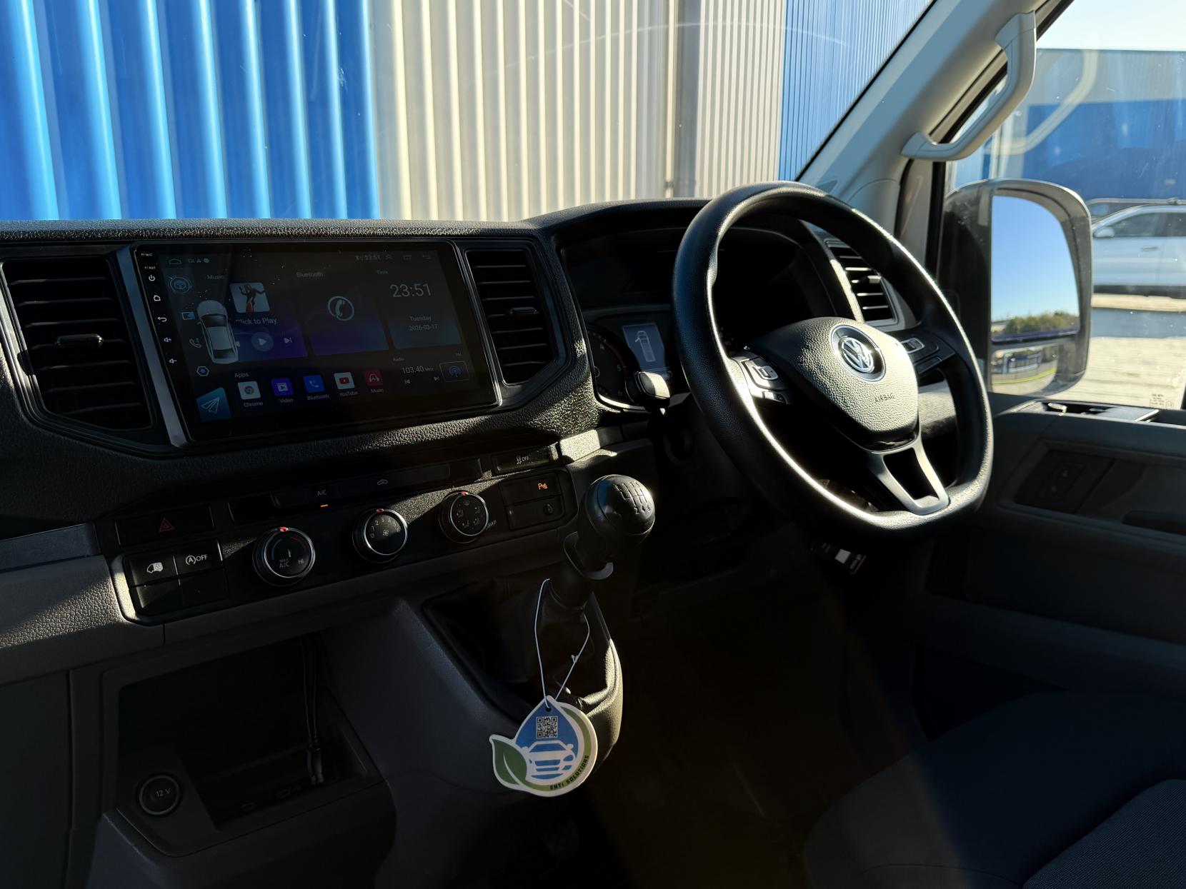 Volkswagen Crafter 2.0 TDI CR35 Trendline Panel Van 5dr Diesel Manual FWD MWB Euro 6 (s/s) (140 ps)