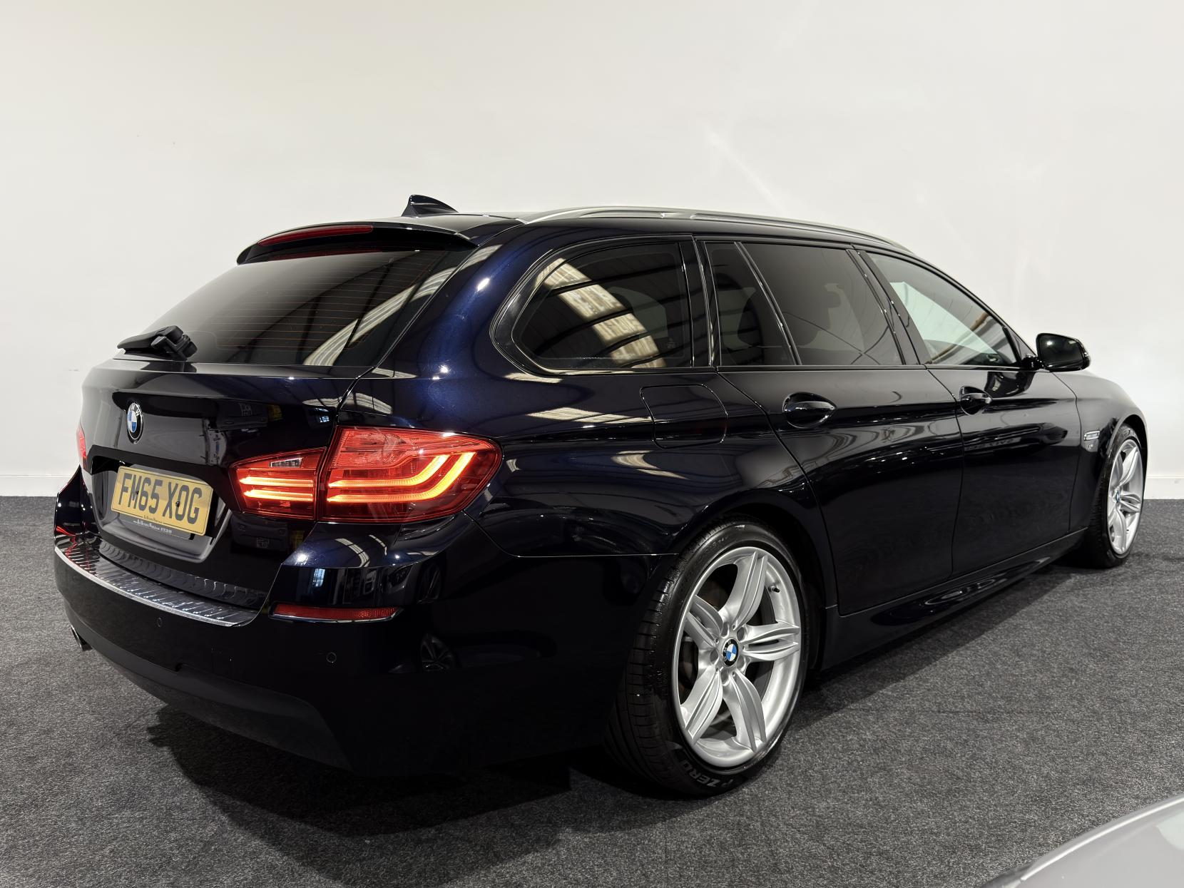 BMW 5 Series 2.0 520d M Sport Touring 5dr Diesel Auto Euro 6 (s/s) (190 ps)