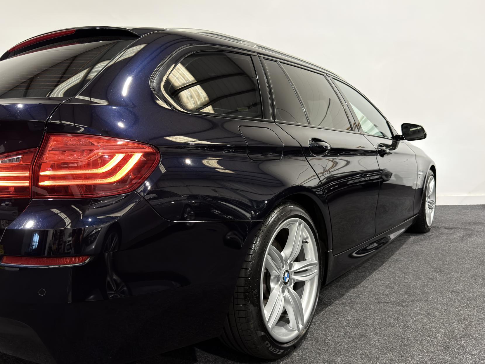 BMW 5 Series 2.0 520d M Sport Touring 5dr Diesel Auto Euro 6 (s/s) (190 ps)