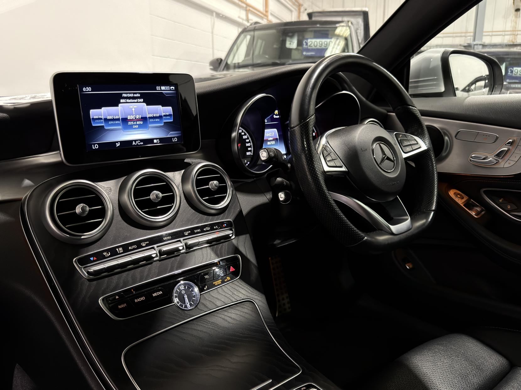 Mercedes-Benz C Class 2.1 C220d AMG Line (Premium) Coupe 2dr Diesel G-Tronic+ Euro 6 (s/s) (170 ps)