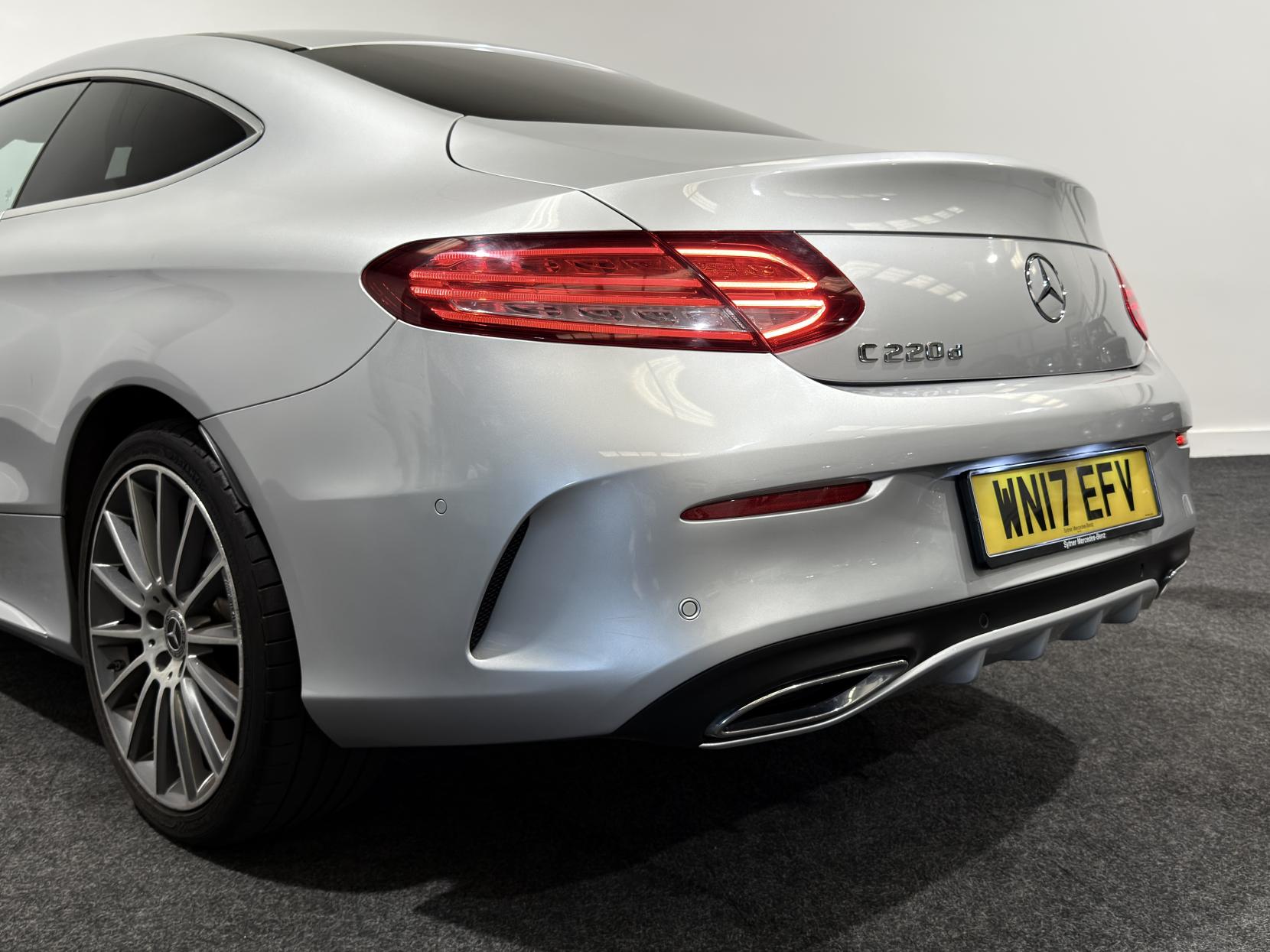 Mercedes-Benz C Class 2.1 C220d AMG Line (Premium) Coupe 2dr Diesel G-Tronic+ Euro 6 (s/s) (170 ps)
